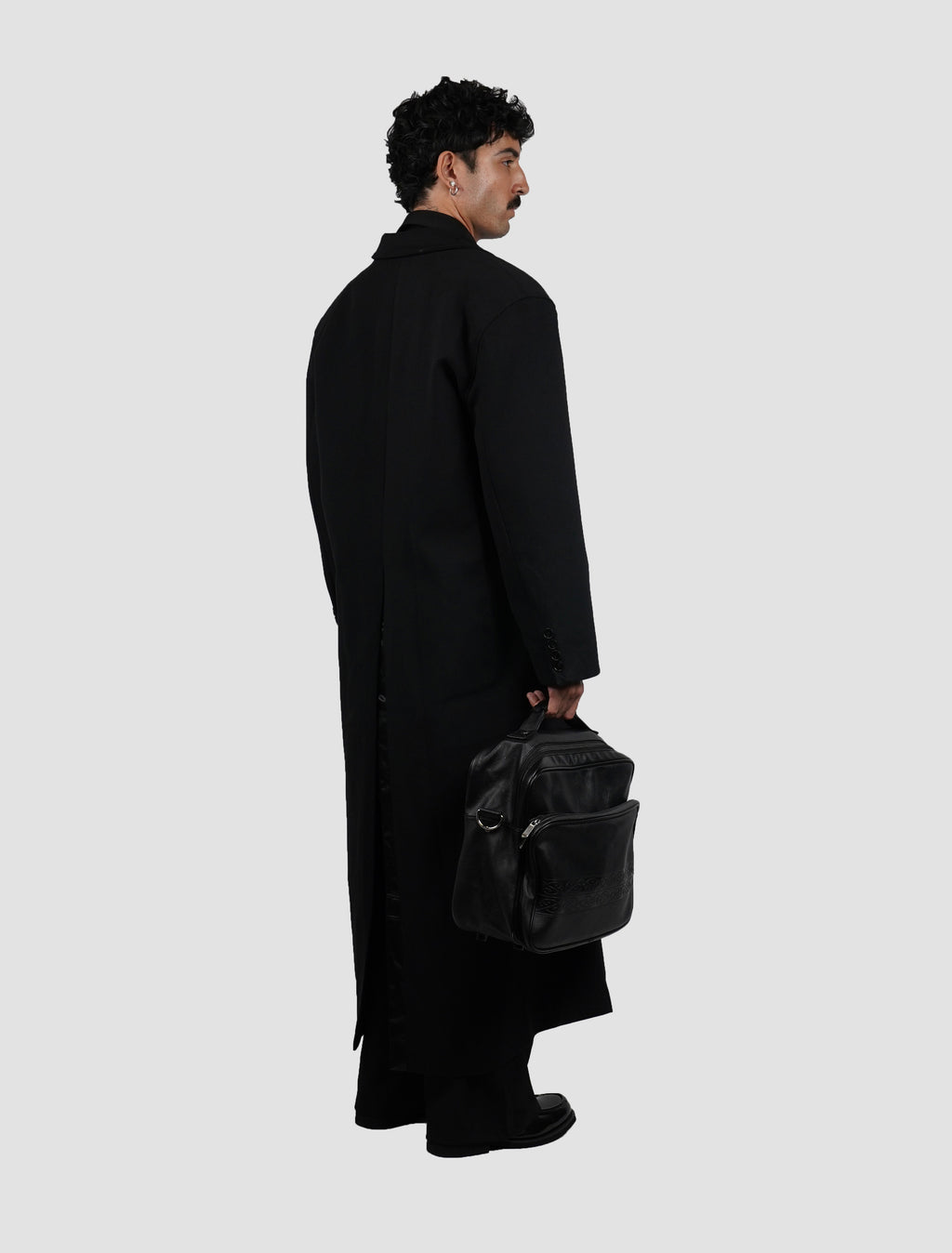 Illusion black coat