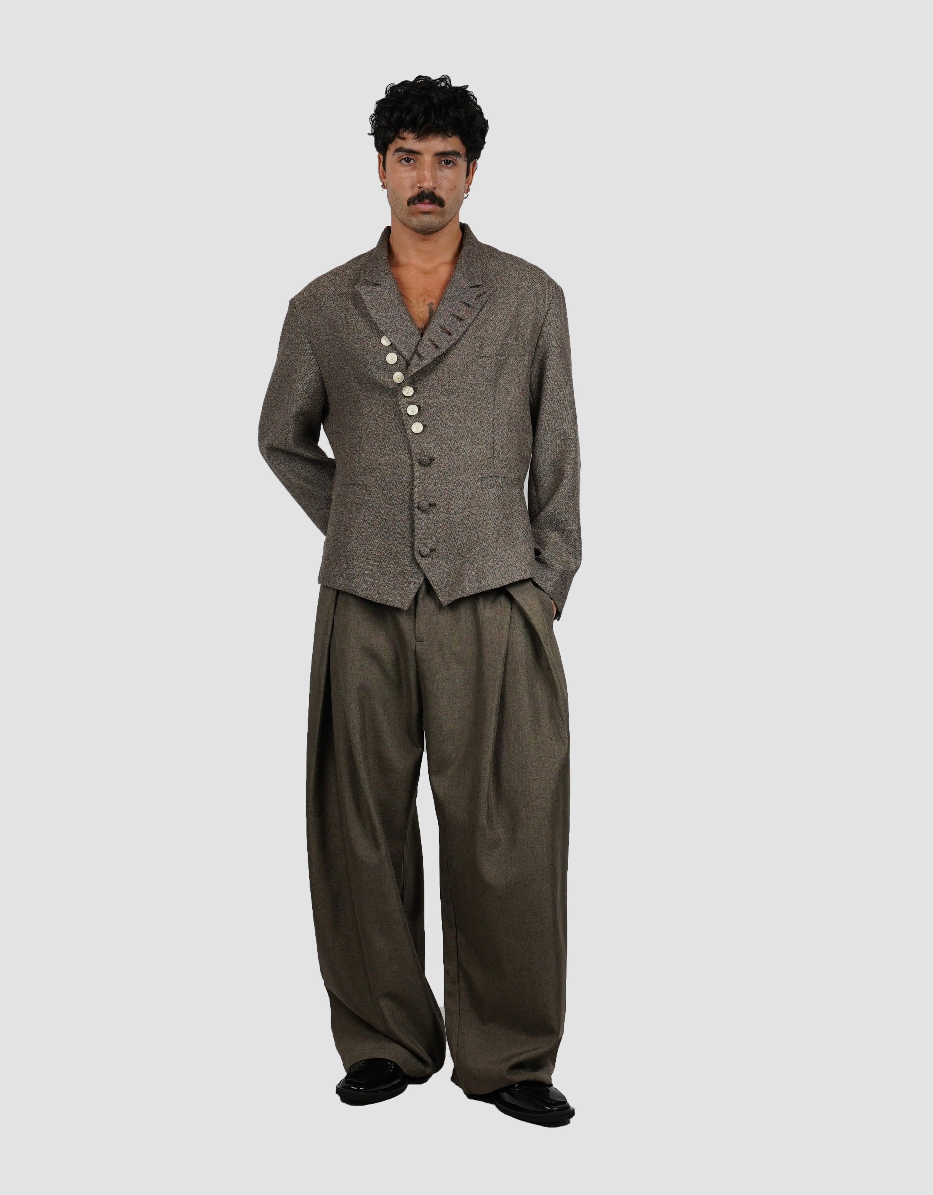 Taupe button wool blazer & pleated pants set