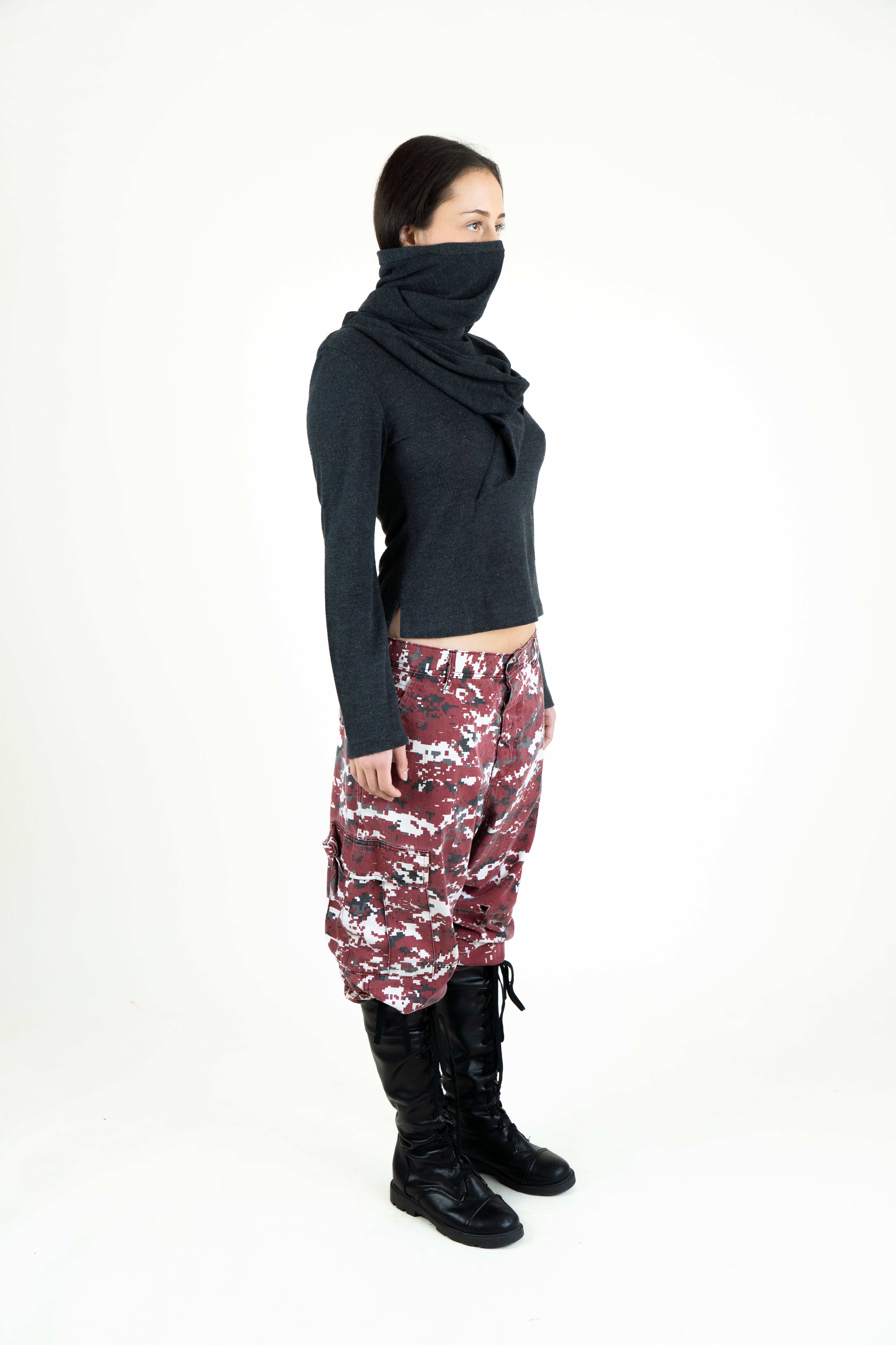 Bell sleeves & camo pants look