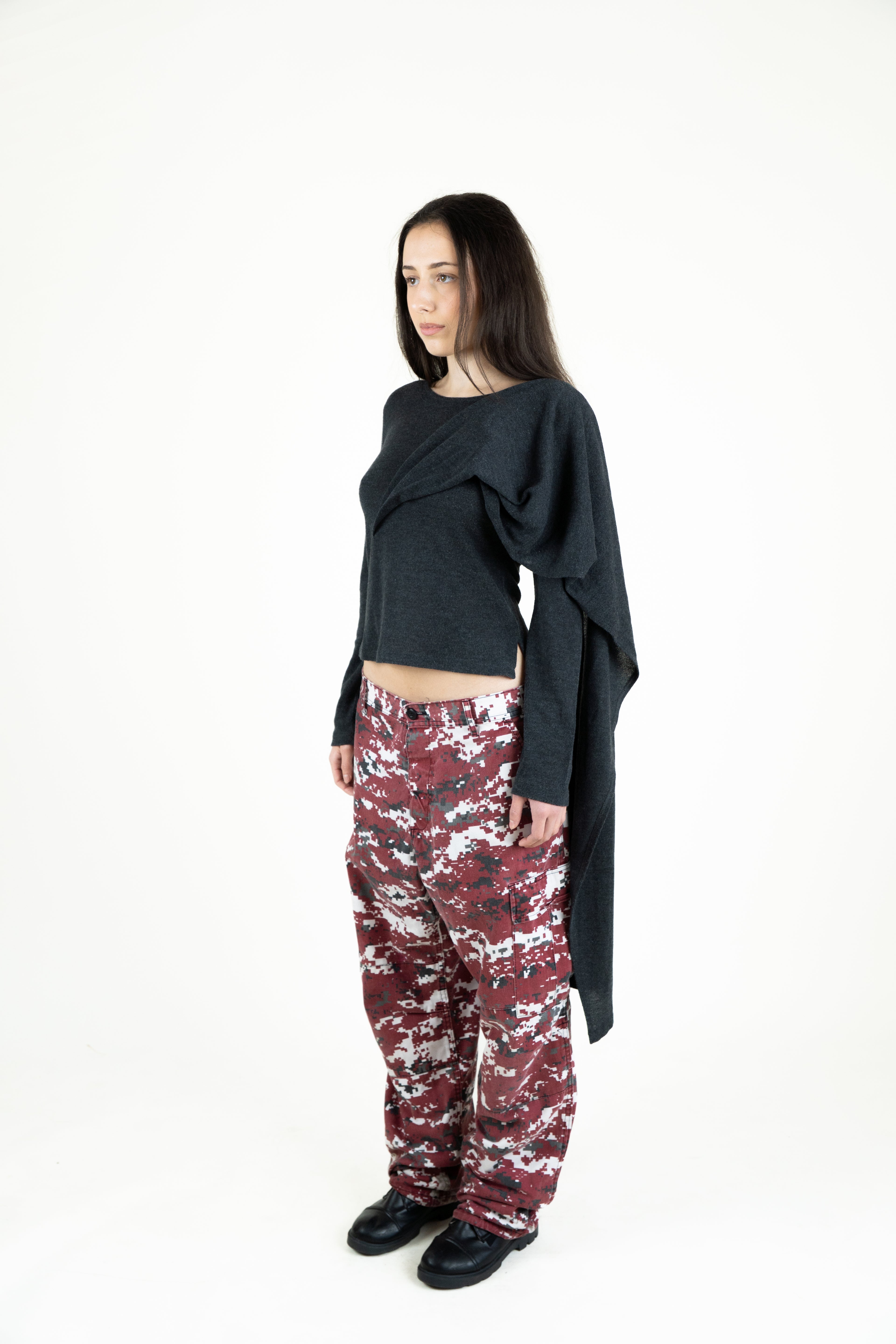Bell sleeves & camo pants look