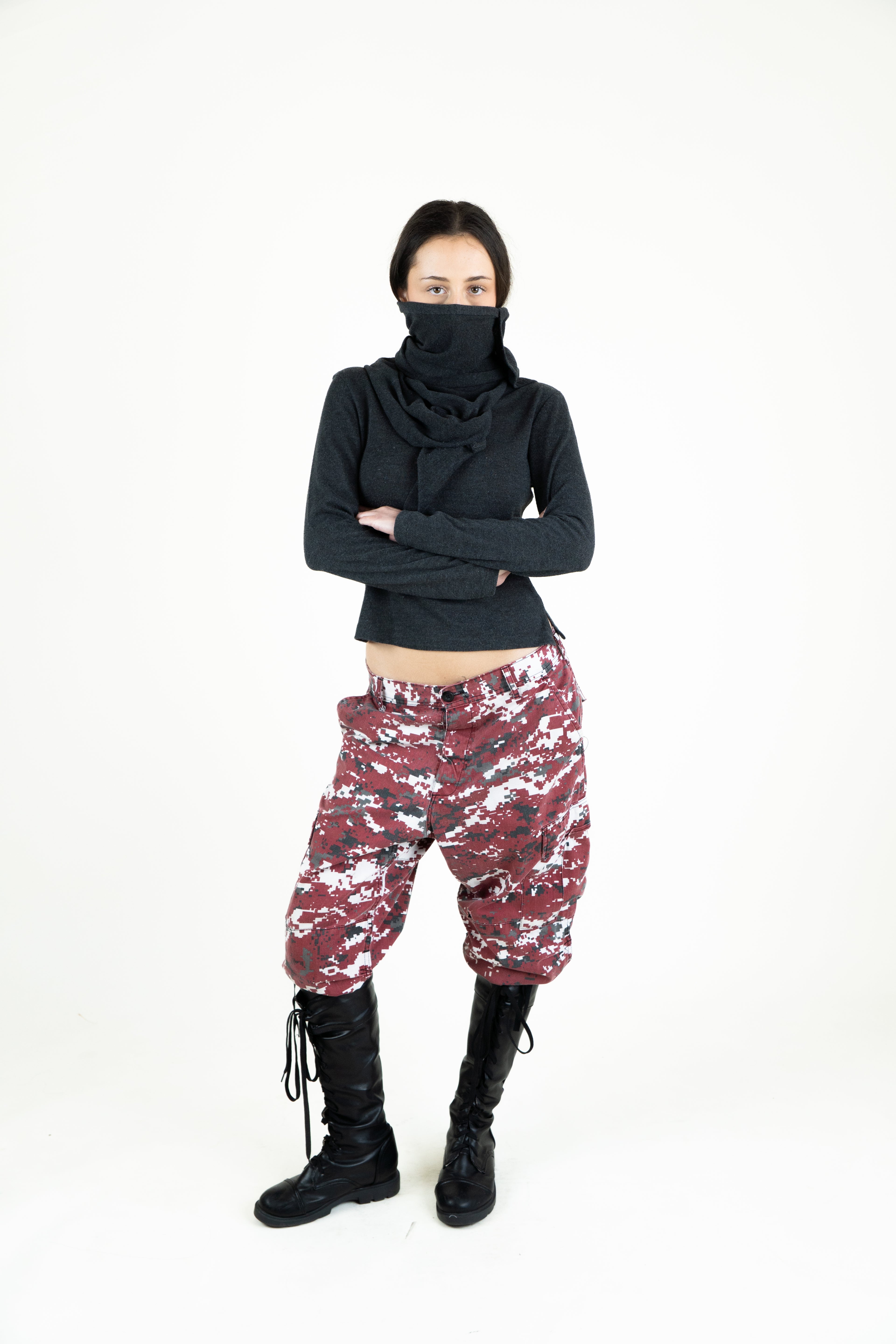 Bell sleeves & camo pants look