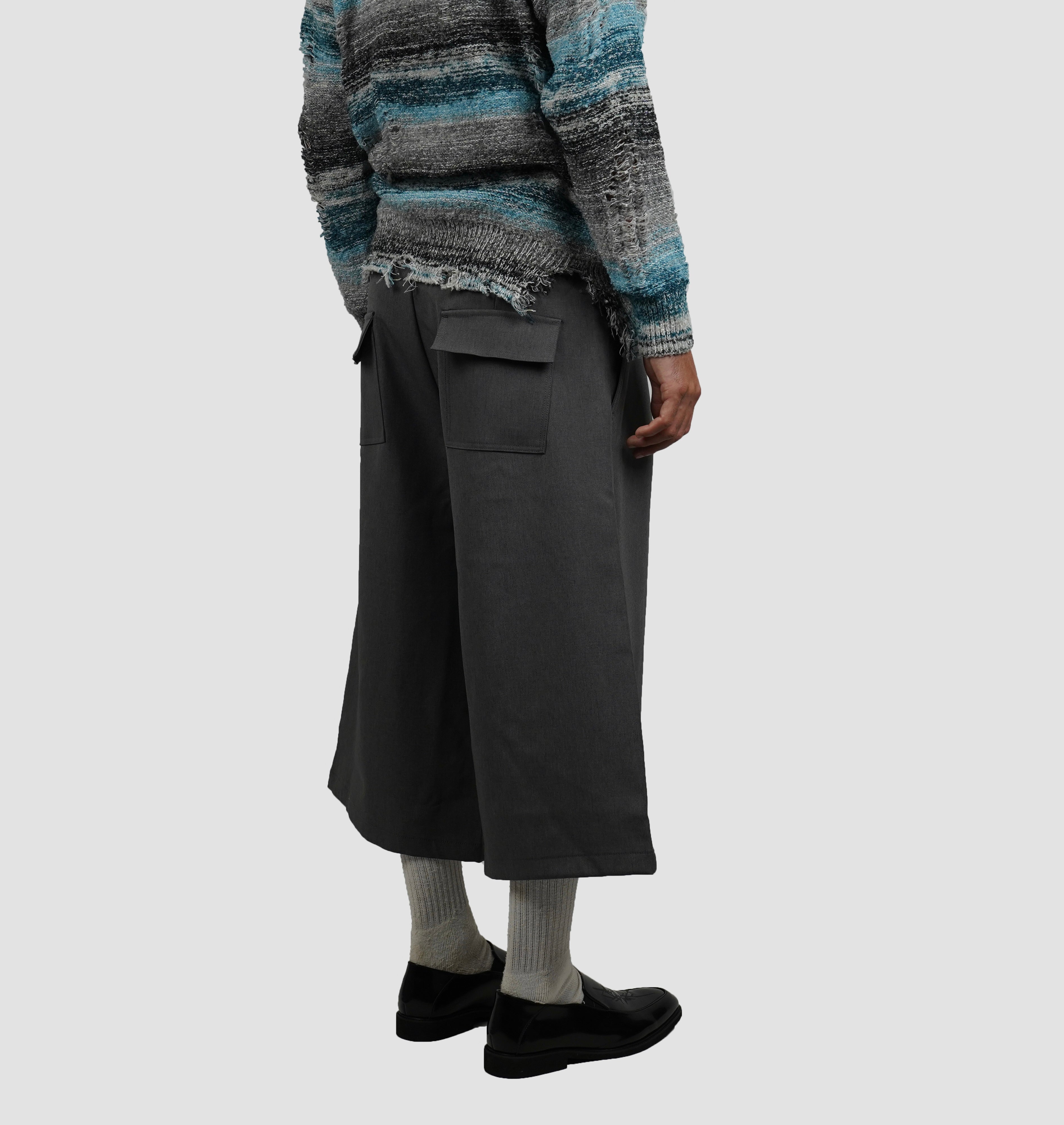 Pleated gray culotte shorts