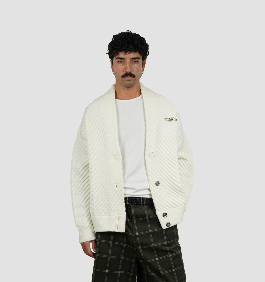 Wavy off-white cardigan