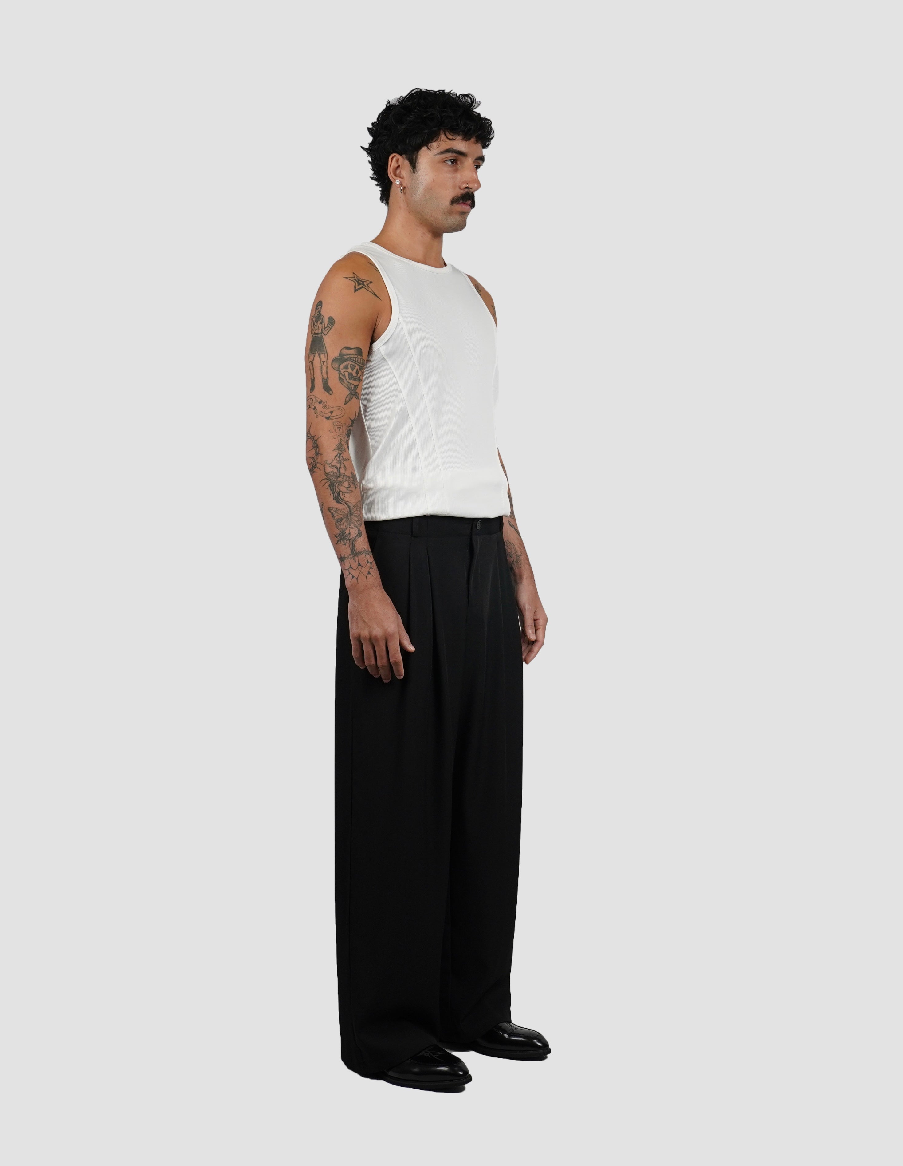 Pleated dress pants