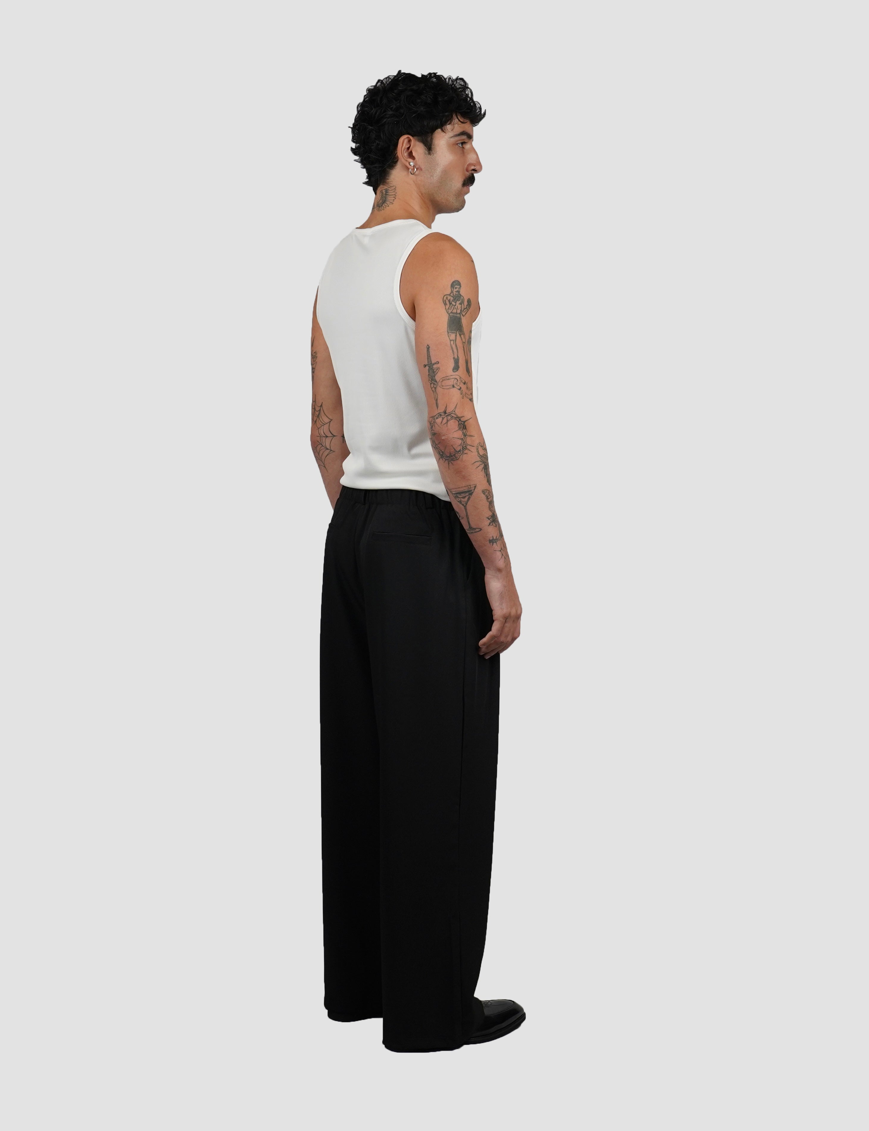 Pleated dress pants